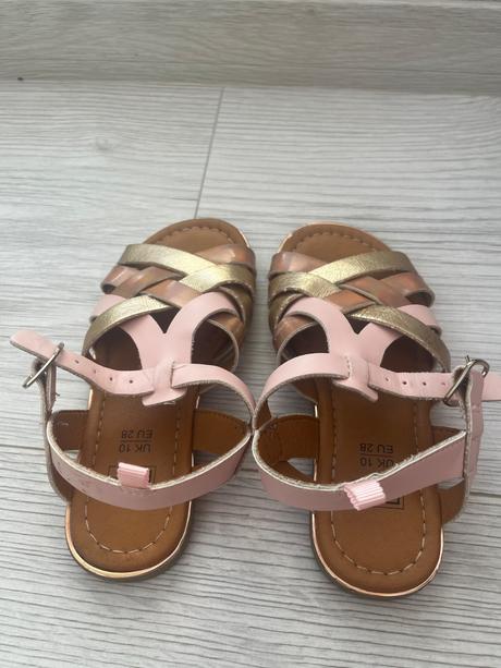 Ružovo-zlaté sandálky pre malú princeznú, f&f,28