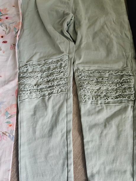 Leginy, 116