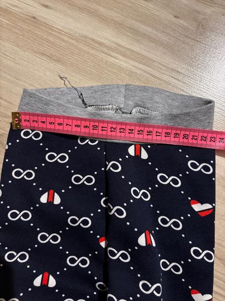 Teplè zimnè legíny, 122