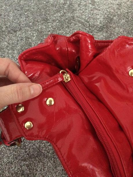 Červená vysokoleskla kozenkova kabelka top stav,