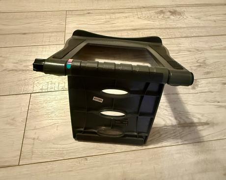 Stojan pod notebook,