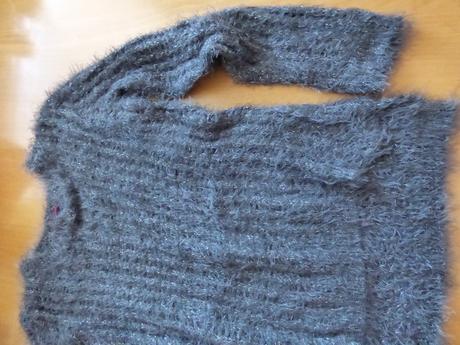 Chlpatý svetrík, 128