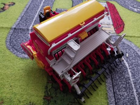 Bruder doplnky za traktor a panaci, 