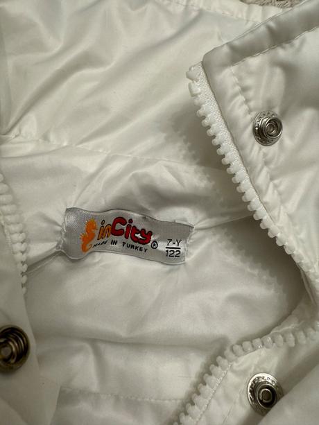 Prechodný kabátik, 122