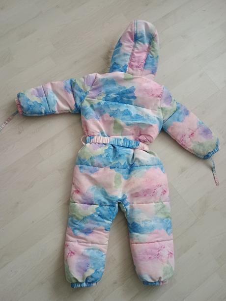 Predám overal s motívom hôr, reserved,104