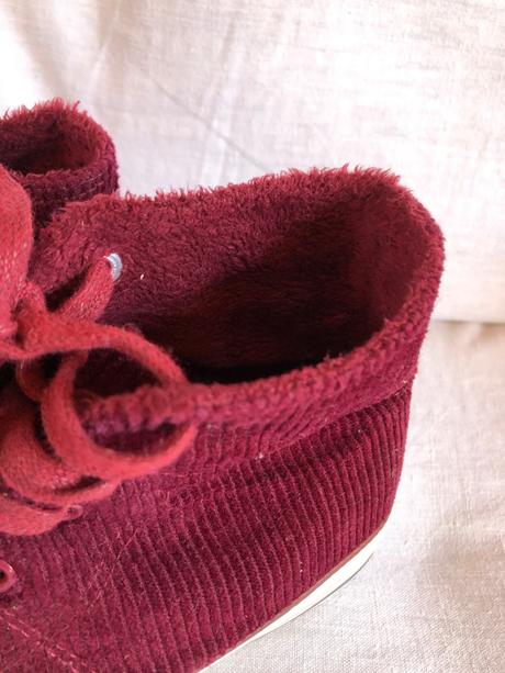 Menčestrová poltopánky, 38