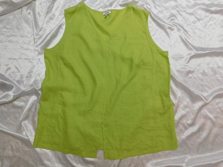Luxusny lanovy top, 54