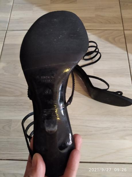 Luxusne talianske sandálky, 37
