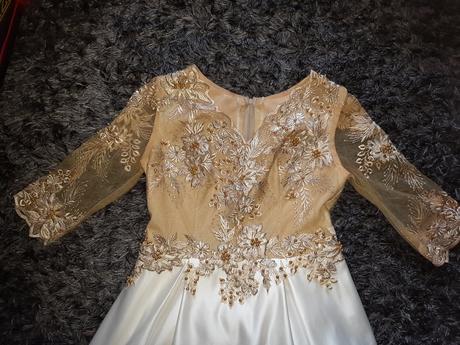 Spoločenské šaty, m