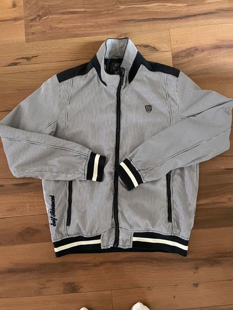 Vetrovka, reserved,xl