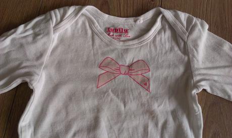 Body s mašličkou, lupilu,86