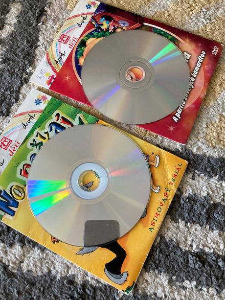 Dvd no počkaj zajac, v meste je santa claus..., 