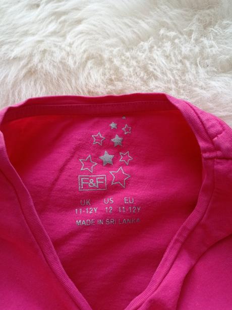 Trendy cyklamenove teicko 146-152 super stav, f&f,146