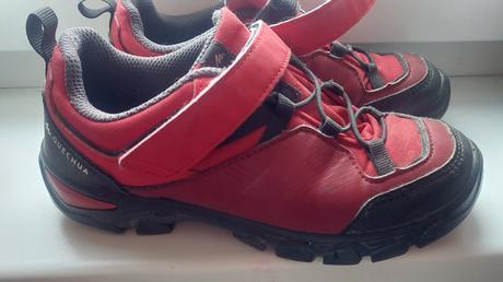 Cervene volnocasove topanky., quechua,31