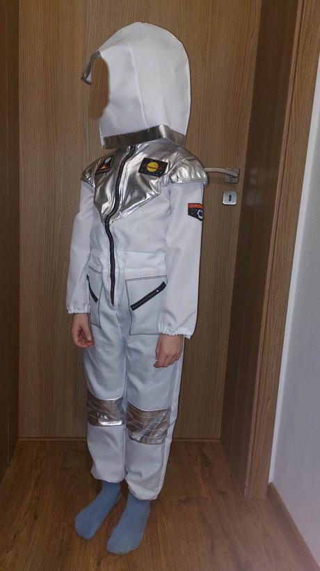 Kostým kozmonaut, 