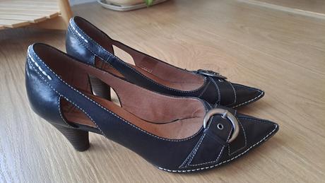 Dámske kožené lodičky baťa insolia, baťa,40