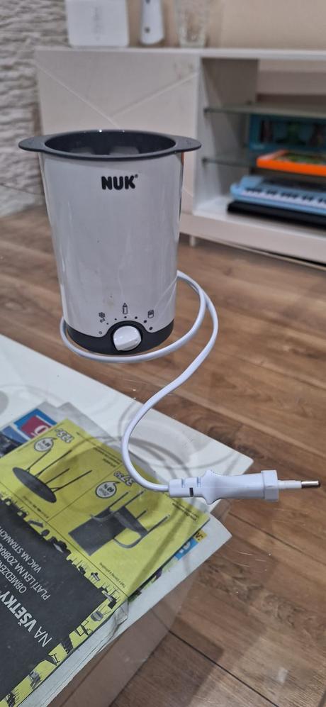 Ohrievačka mlieka a príkrmov, nuk