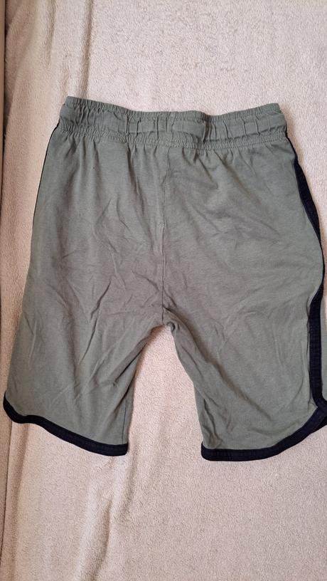 Predám kraťase, 134