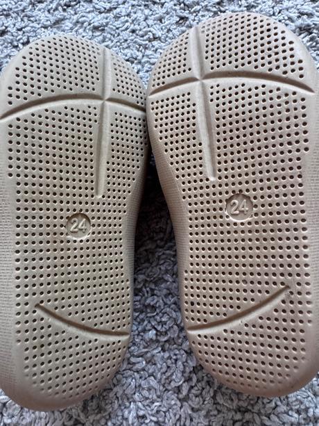 Milash fun shoes 23, 23