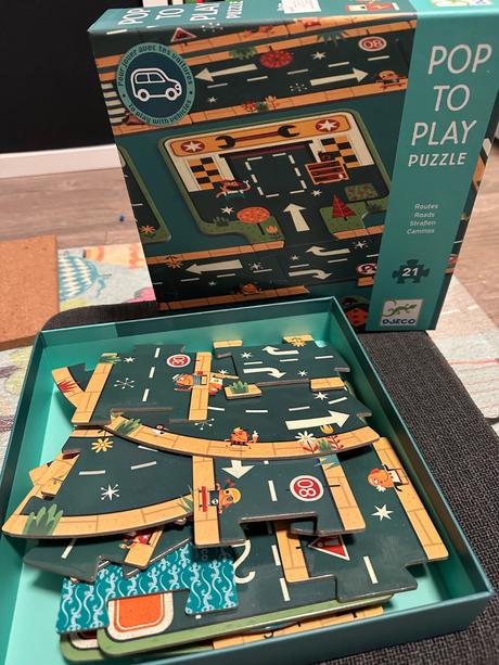 Djeco puzzle pop to play, 