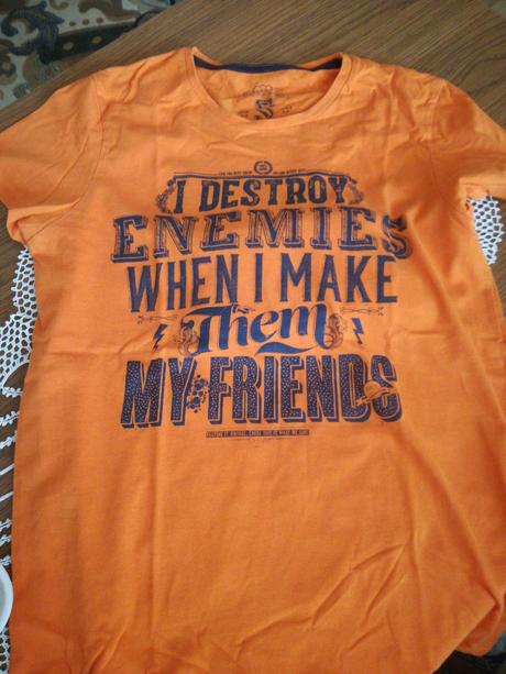 Chlapčenske tričko veľkosť s, 176