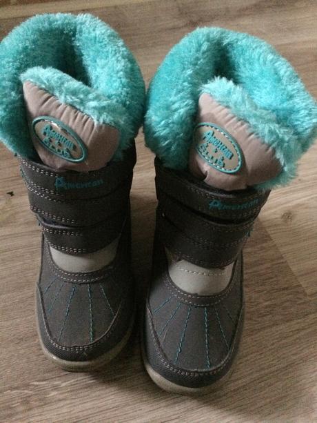 Zimné vysoké čižmy super stav, 26