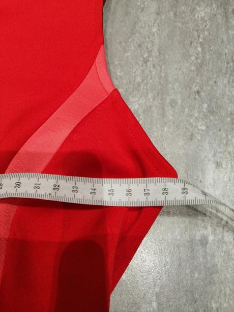 Červené šaty atmosphere v32,v158,od 13r., atmosphere,158