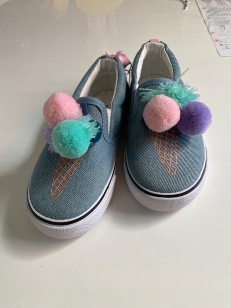 Tenisky slip on, reserved,29