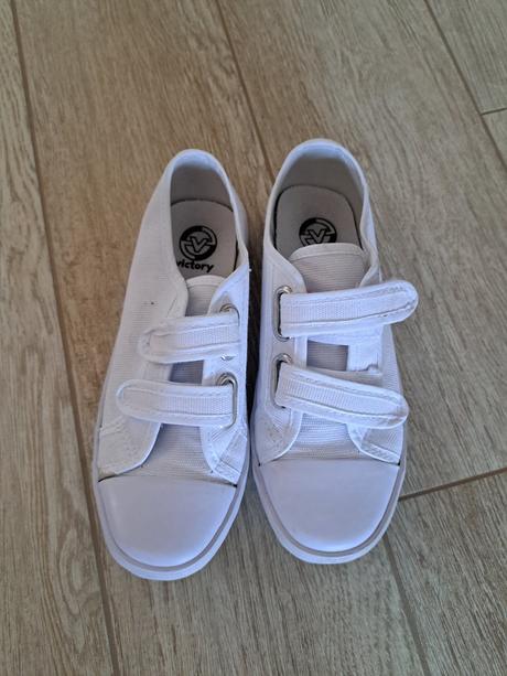 Platenky, deichmann,32