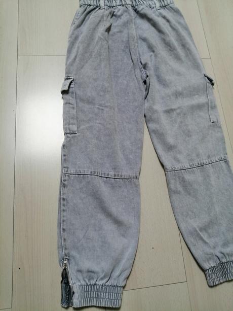 Rifle pre dievčatka bledosede vel. 34, bershka,34