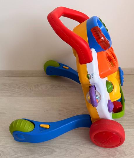 Chicco baby step interaktívne chodítko,
