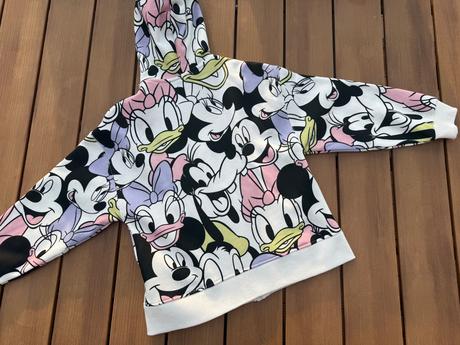 Disney mikina 152, zara,152