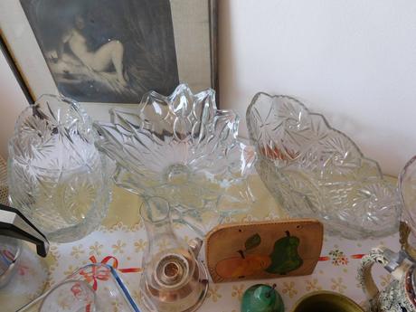 Sklo,porcelán,keramika,smalt,textilie,