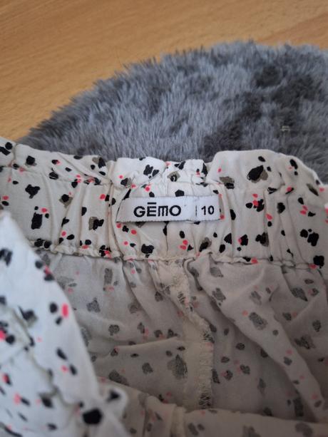 Tenké nohavice, 134