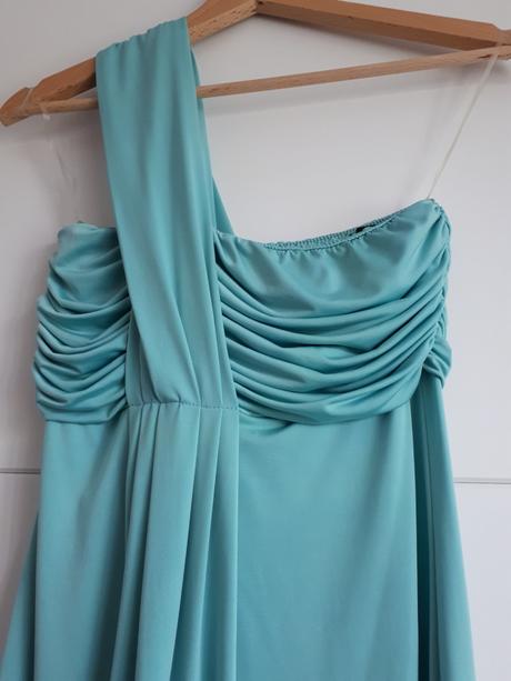 Bledomodré šaty, s