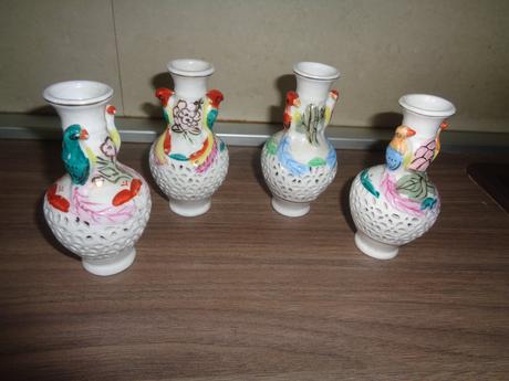 Predám pekné vázičky 4 ks, 