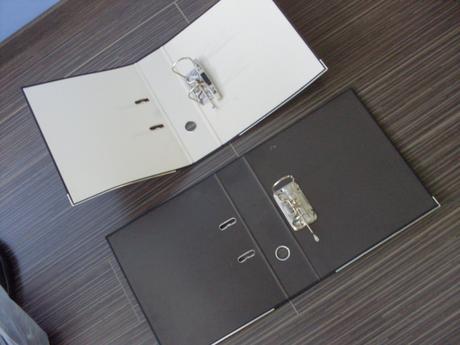 Zakladač/zakladače na spisy, 