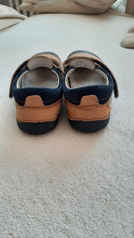 Krásne sandálky, d.d.step,27