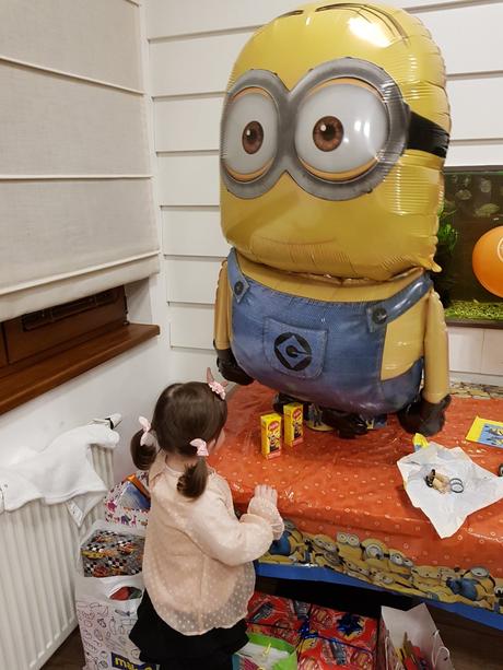 Mimon oslava,na menomarek a na tri rocky,cena s po,