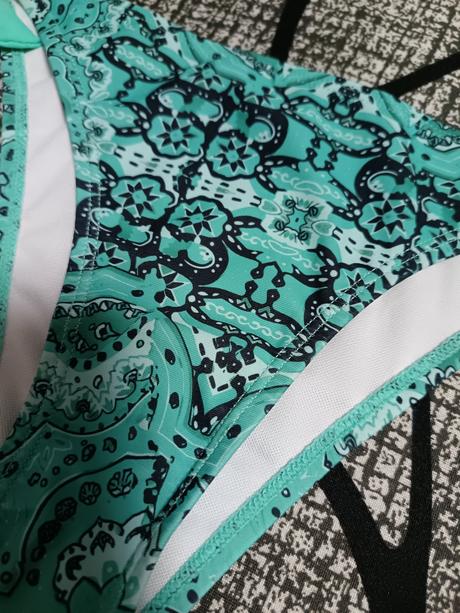 Tyrkysové plavky, m