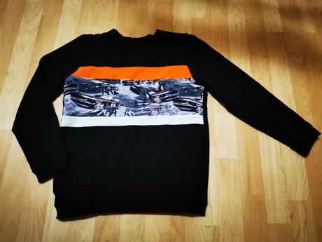 Mikina farebné pruhy, 146