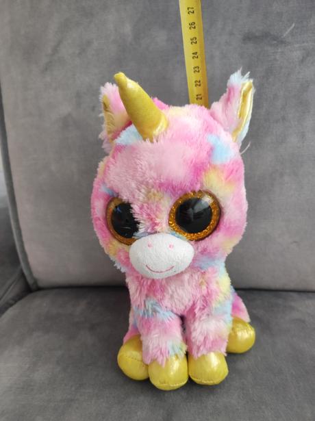 Mačka s rohom plyšová hračka,