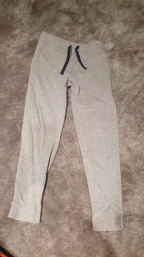 Tepláky benetton 134, benetton,134