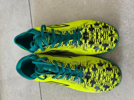 Halovky umbro, umbro,39