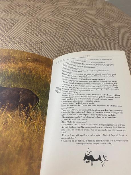 Krásna kniha o afrike safari pod kilimandžárom,