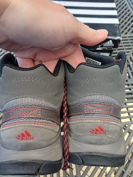 Turistická obuv, adidas,32