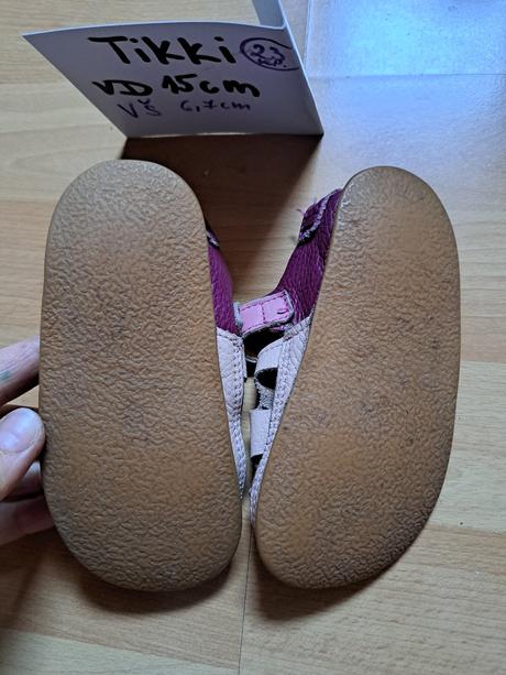 Sandálky tikki, tikki,23