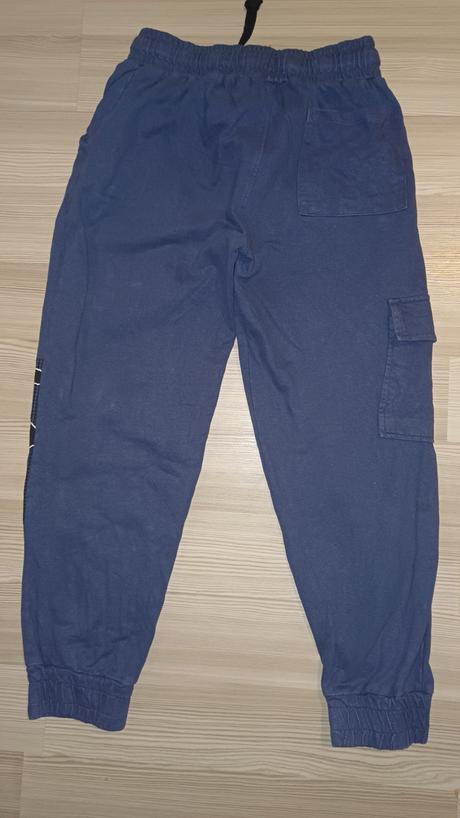 Tepláky, disney,158