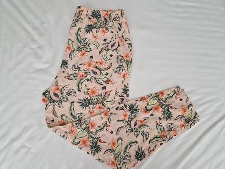 824sp_letne nohavice h&m s kapsami, h&m,38