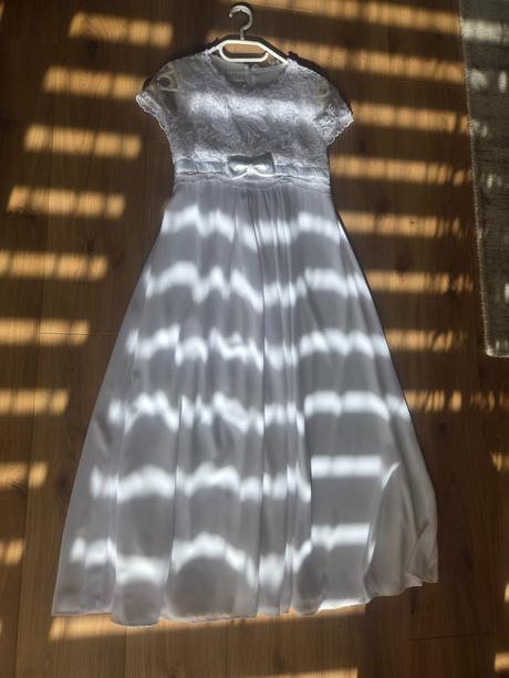 Šaty na 1.sv.prijímanie, 134